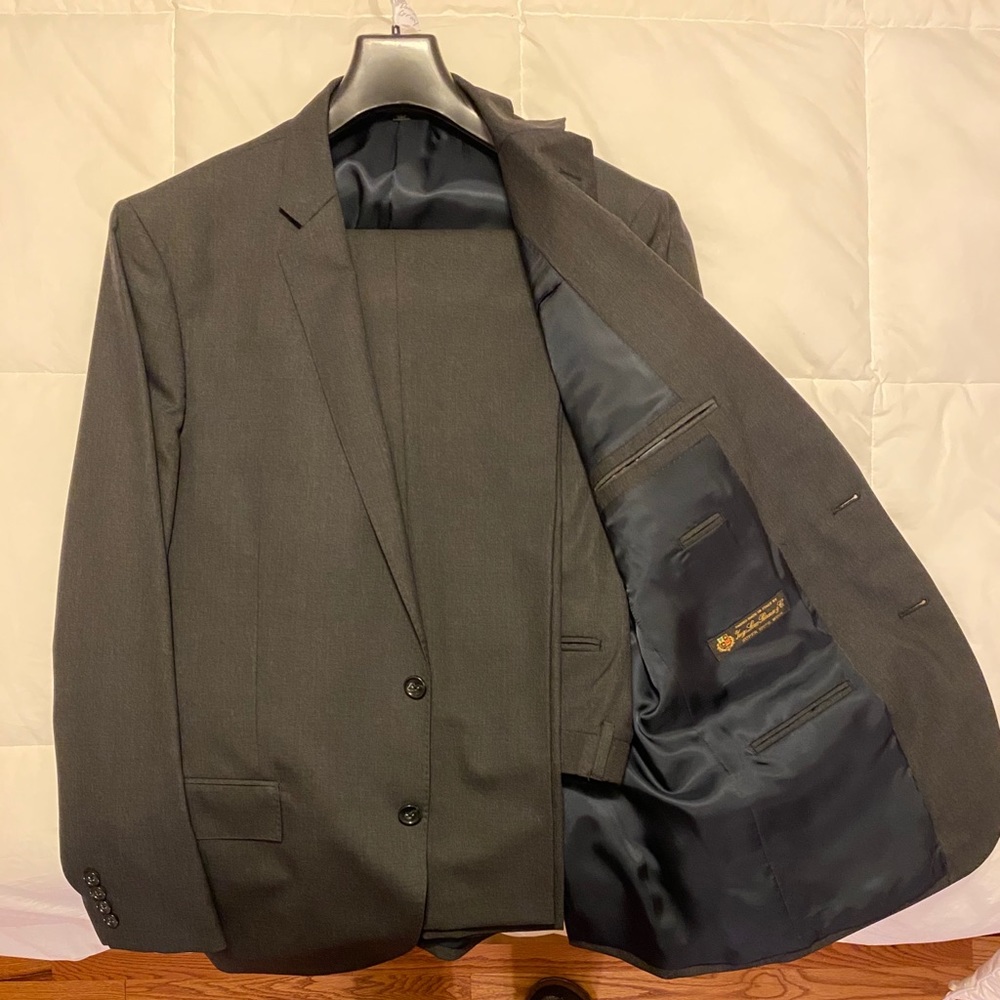 J Crew Ludlow Charcoal Gray Suit